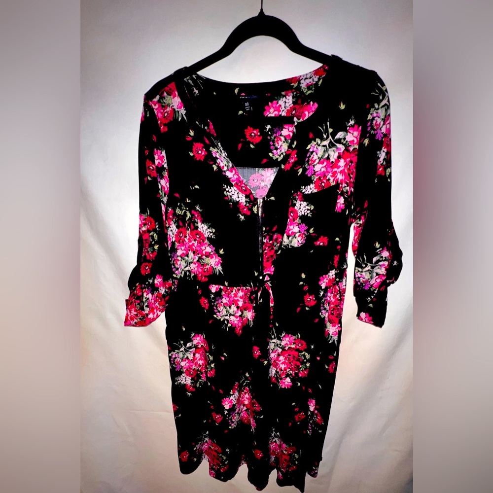 Torrid Mini Challis Zip-Front Dress Womens 00 Black Floral Roll Tab sleeves